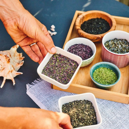Organic range Low Temperature Dried Algae Leaves Organic range Low Temperature Dried Algae Leaves