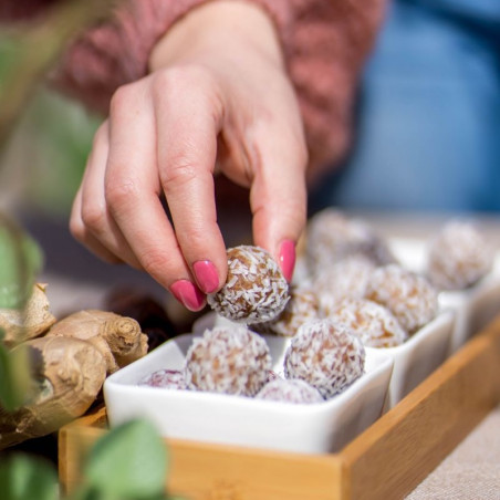 energy ball upnmind gingembre coco crue bio vegan healthy energy ball upnmind gingembre coco crue bio vegan healthy