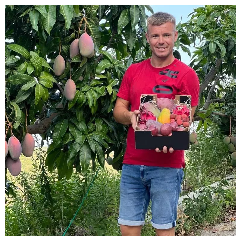 mélange de fruits exotique de Iulian producteur bio en Andalousie