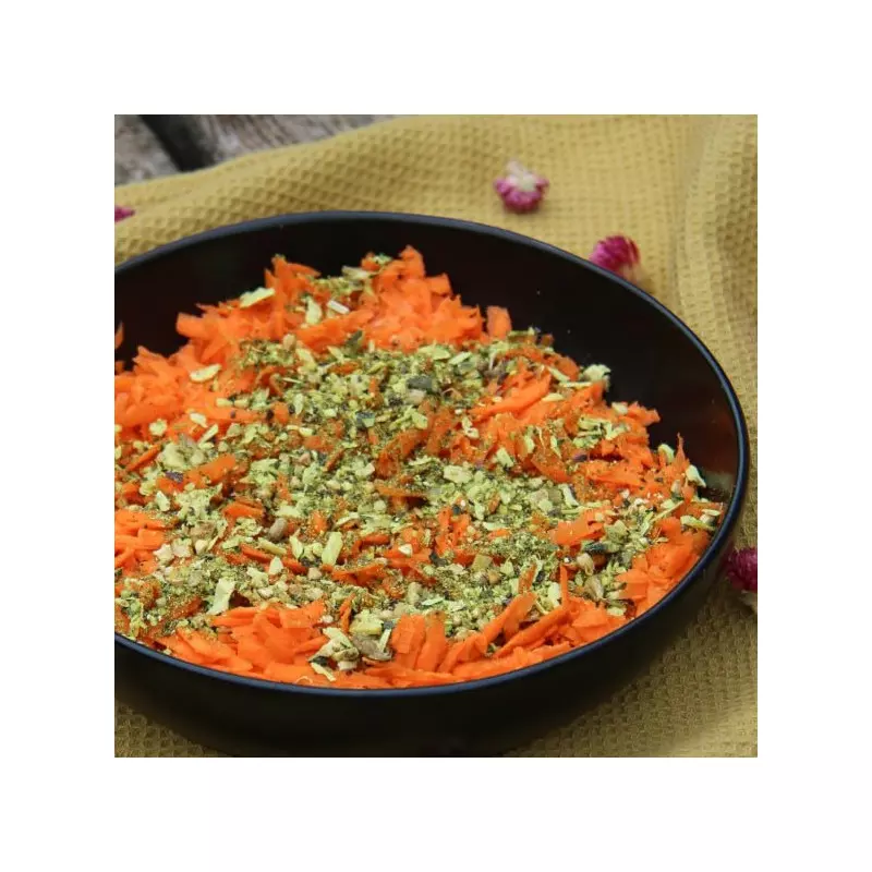 salade de carottes râpée aux souchet chanvre sarrasin algues épices