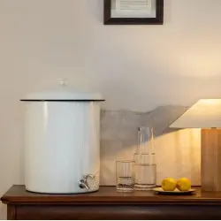 Filtro Ecofiltro 5L bianco: Purificatore d'acqua in argilla Filtro Ecofiltro 5L bianco: Purificatore d'acqua in argilla