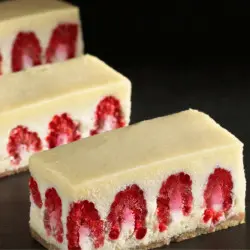 charlotte aux fraises crues charlotte aux fraises crues