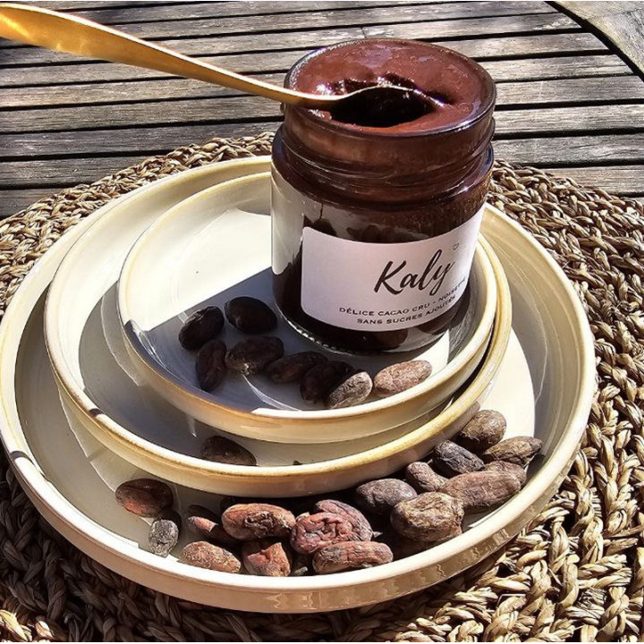 Delicia de cacao crudo con avellanas (pre-germinadas)