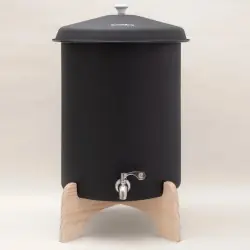 ecofiltro sur sa base, filtre à l'argile charbon et argent colloidal