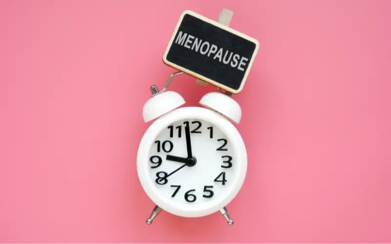 Pourquoi ménopause crée-t-elle des besoins nutritionnels aussi spécifiques ? 