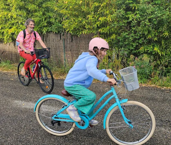 Emmener son enfant en vélo à l'école