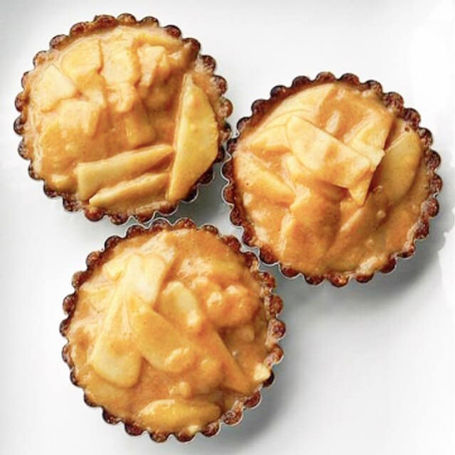 Tartelettes aux Poires Caramel Cru : le Dessert Vegan d'Automne Sans Cuisson