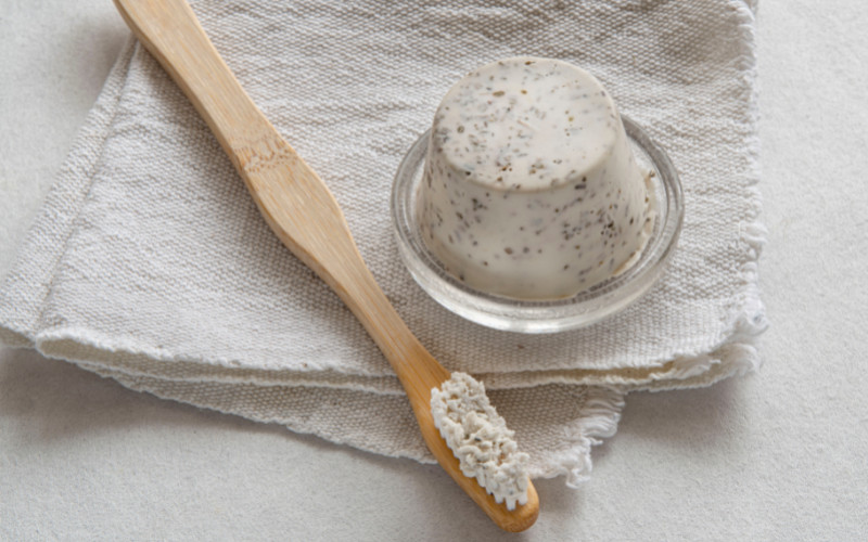 Recettes maison : Dentifrice naturel en quelques étapes