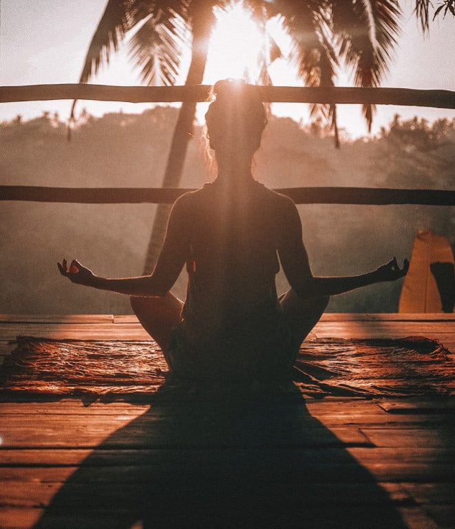 O SLOW LIVING: O ELOGIO DA LENTIDÃO