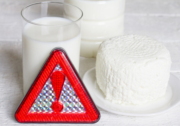 Quais são os sintomas da intolerância à lactose?