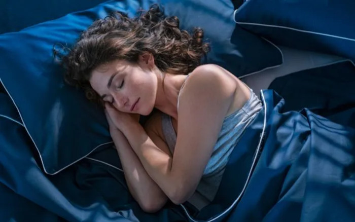 Naturally Regain Sleep: 10 Keys for Restorative Rest in 2026