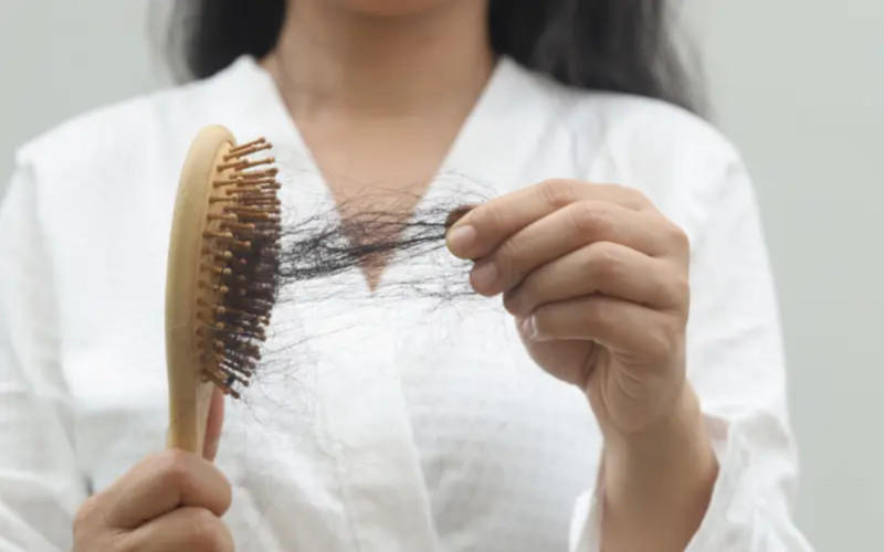 Castor oil for hair loss: the complete 4-week protocol - BIOVIE