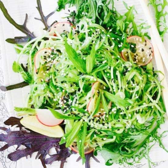 Salade concombre - tournesol façon thaï 