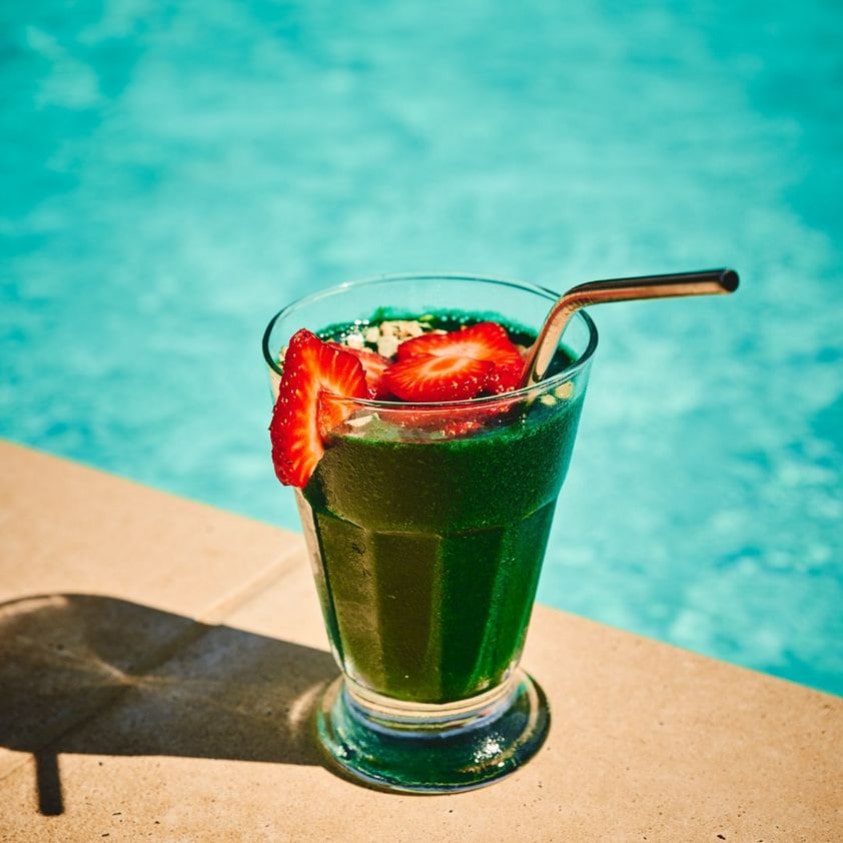 Spirulina & Bräunung: Bereiten Sie Ihre Haut auf die Sonne vor