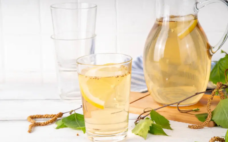 Birkenwasser: Gefahren, Gegenanzeigen und tatsächliche Nebenwirkungen