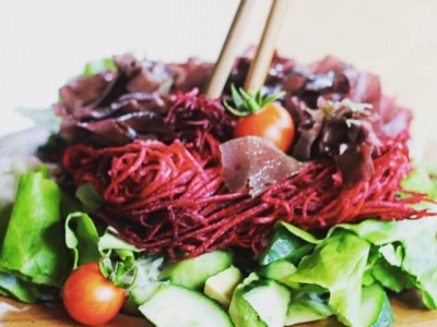 Dulse-beetroot salad