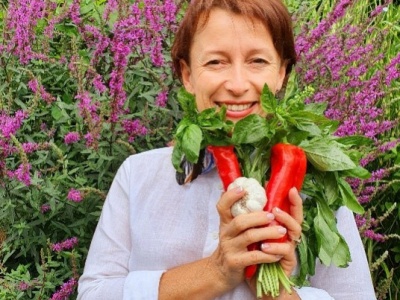 Véronique STILL, Cheffe de crusine Conseillère en alimentation vivante et saine