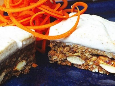 Spicy carrot bars