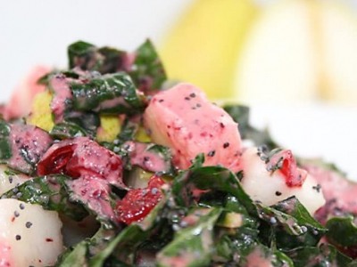 Salade kale - Poire et sa sauce lin-canneberge