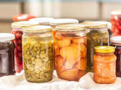How to preserve summer fruits and vegetables to consume them in winter?